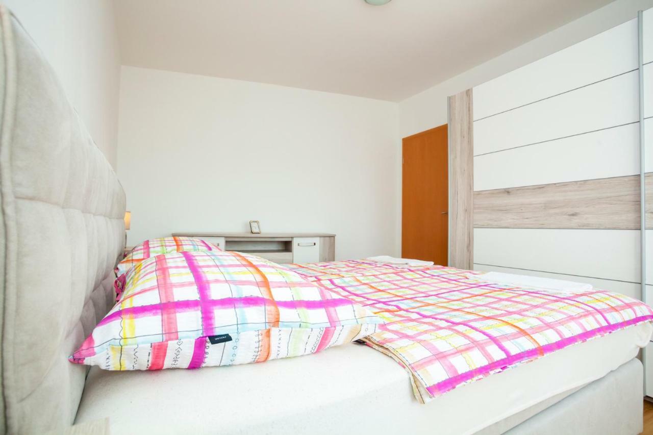 Holiday Apartment Ivica Milohnici 외부 사진