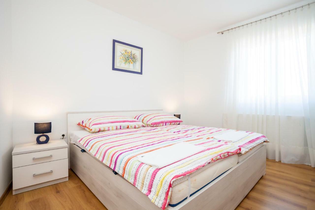 Holiday Apartment Ivica Milohnici 외부 사진
